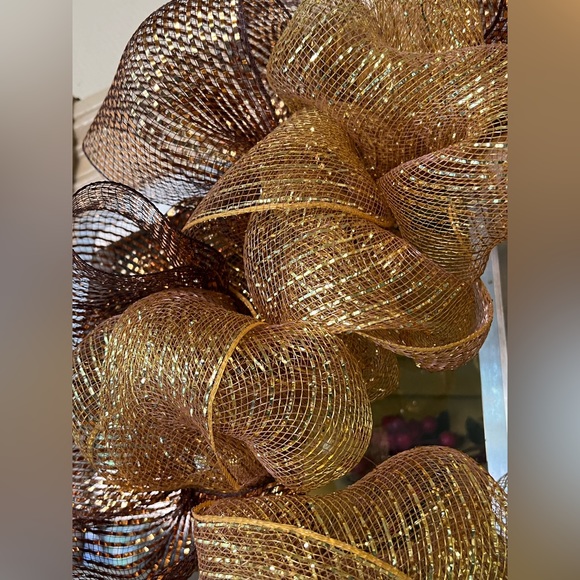 NWOT HANDMADE FALL DECO MESH WREATH. - Picture 7 of 13
